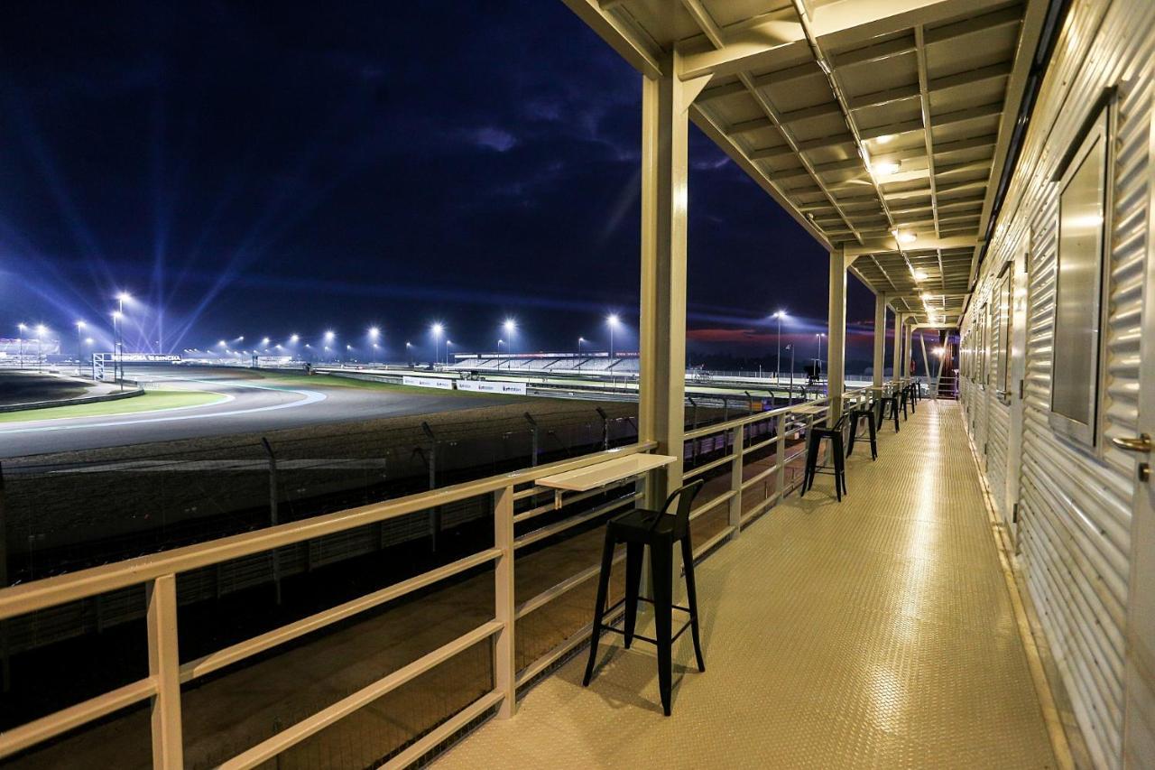 Bric Box Hotel Buriram Dış mekan fotoğraf